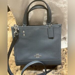 NWT
Coach Dempsey Tote bag in Denim/silver